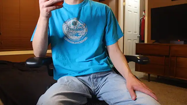 Snapshot of jjjjjfive chatting on March 23, 2:37 am jjjjjfive online show from March 23, 2:37 am