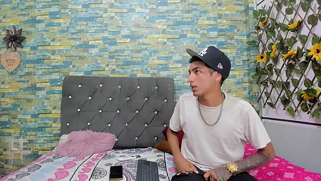 partdemonlatin666 online show from October 3, 7:55 pm