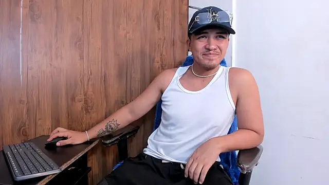 juanmechanic  online show from October 5, 3:49 am