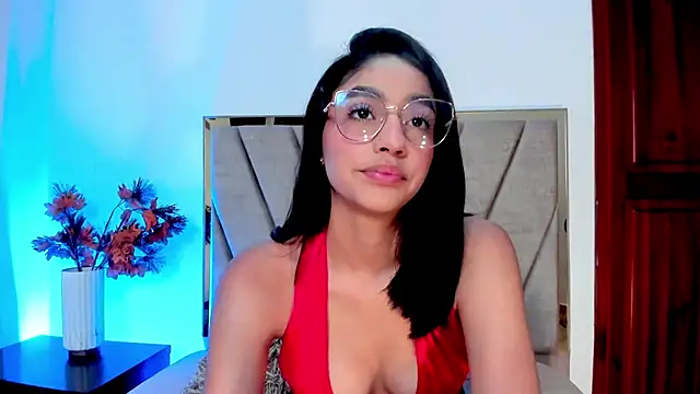 IvyJhons online show from October 1, 12:00 pm