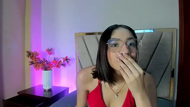 IvyJhons online show from February 10, 12:09 pm