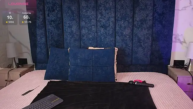 Snapshot of railey_rosse_ chatting on September 19, 4:40 pm railey rosse online show from September 19, 4:40 pm