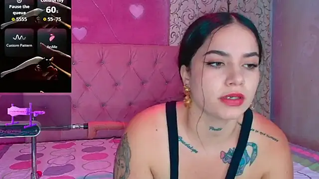 Lali HOtt online show from October 11, 9:24 pm