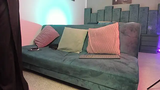 Scaar Percy online show from September 24, 7:50 pm