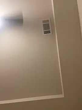 huhgtr online show from March 22, 3:32 am