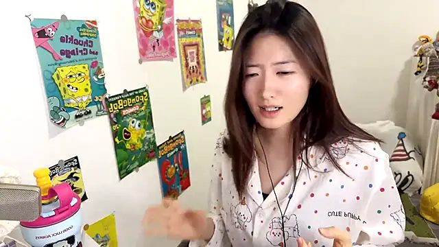 Snapshot of Moonlight-23 chatting on October 11, 2:15 pm Moonlight-23 online show from October 11, 2:15 pm