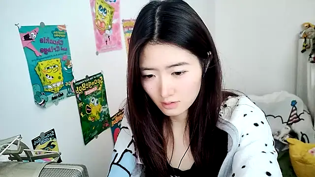 Snapshot of Moonlight-23 chatting on October 23, 7:40 am Moonlight-23 online show from October 23, 7:40 am