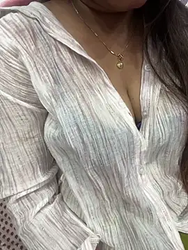 Naughty-Kamini online show from October 30, 5:24 pm