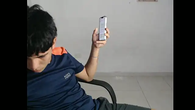 Snapshot of maximo_gomez chatting on September 11, 1:49 am maximo gomez online show from September 11, 1:49 am