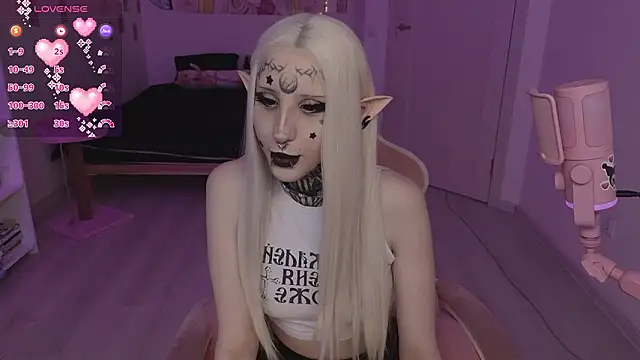 Nana stolass online show from March 5, 10:11 am