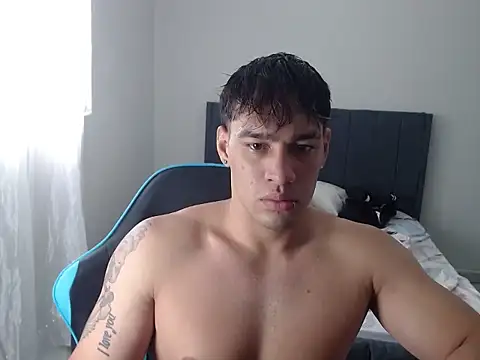 Snapshot of latin_party007 chatting on September 26, 1:59 pm latin party007 online show from September 26, 1:59 pm