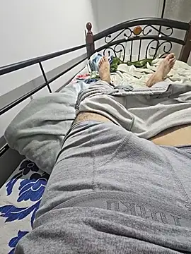 Snapshot of fena-sikerimmm chatting on September 27, 10:37 pm fena-sikerimmm online show from September 27, 10:37 pm