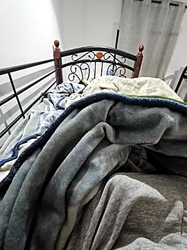 Snapshot of fena-sikerimmm chatting on December 21, 10:17 pm fena-sikerimmm online show from December 21, 10:17 pm