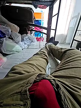 Snapshot of fena-sikerimmm chatting on December 22, 1:08 pm fena-sikerimmm online show from December 22, 1:08 pm