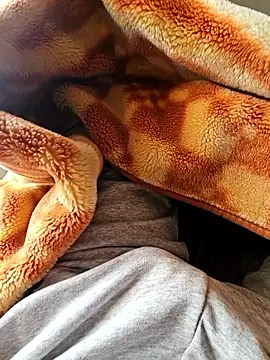 Snapshot of fena-sikerimmm chatting on January 9, 9:01 am fena-sikerimmm online show from January 9, 9:01 am