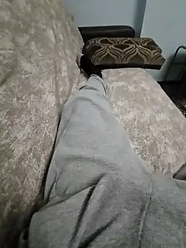 Snapshot of fena-sikerimmm chatting on February 6, 2:53 pm fena-sikerimmm online show from February 6, 2:53 pm