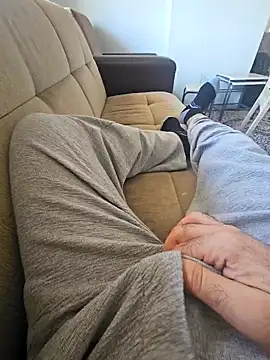 Snapshot of fena-sikerimmm chatting on March 8, 12:09 pm fena-sikerimmm online show from March 8, 12:09 pm