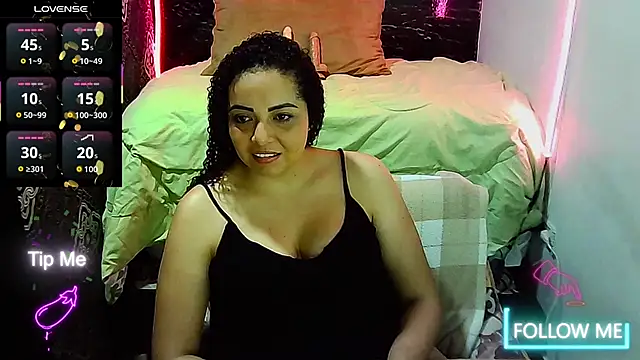  naughty milf online show from February 21, 2:45 am