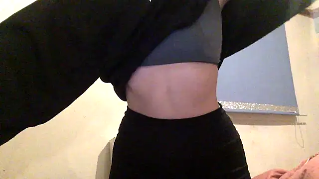 Snapshot of Bellababexox chatting on October 18, 4:48 am Bellababexox online show from October 18, 4:48 am