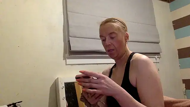 Bellababexox online show from April 3, 6:22 am