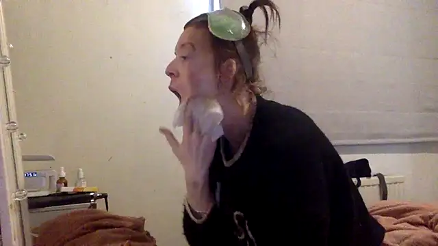 Bellababexox online show from May 13, 4:59 pm
