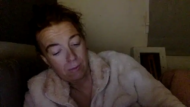 Bellababexox online show from May 18, 4:07 am