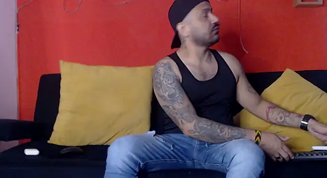 Snapshot of AlphaDrip chatting on September 26, 12:42 pm AlphaDrip online show from September 26, 12:42 pm