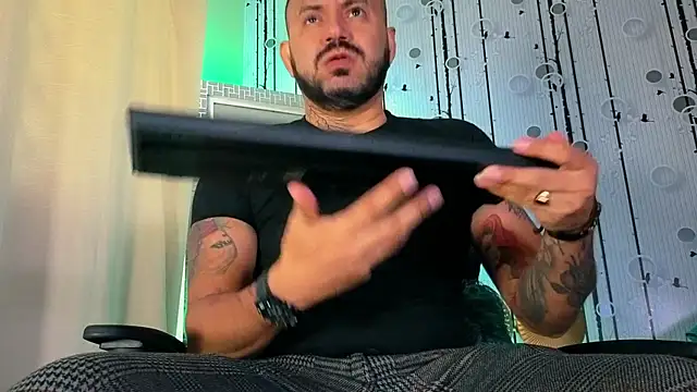 Snapshot of AlphaDrip chatting on October 15, 12:16 pm AlphaDrip online show from October 15, 12:16 pm