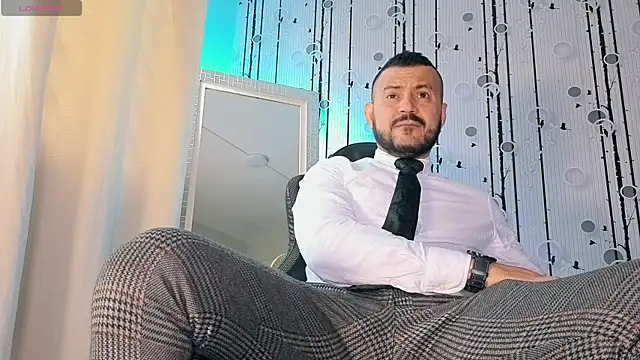 Snapshot of AlphaDrip chatting on October 17, 12:41 pm AlphaDrip online show from October 17, 12:41 pm