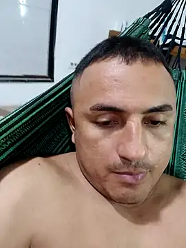 Geral Yeraldyn09 online show from October 4, 1:36 am