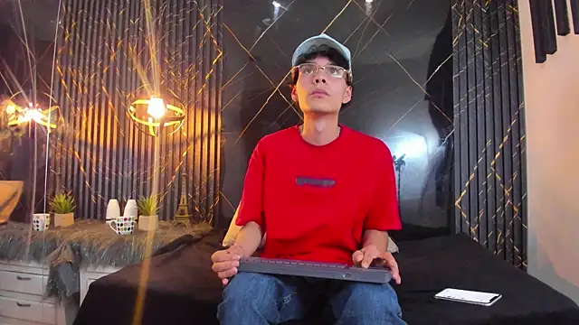 AxelWolfe online show from September 8, 8:30 pm