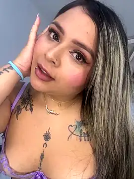 ashley-swift- online show from December 3, 5:04 am