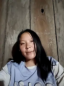 Snapshot of MuiNay chatting on September 24, 12:08 pm MuiNay online show from September 24, 12:08 pm