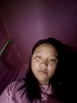 Snapshot of MuiNay chatting on September 25, 10:13 pm MuiNay online show from September 25, 10:13 pm