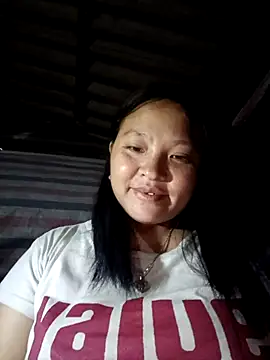 Snapshot of MuiNay chatting on October 12, 10:58 am MuiNay online show from October 12, 10:58 am