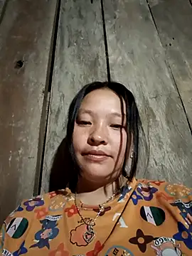 Snapshot of MuiNay chatting on October 26, 10:15 pm MuiNay online show from October 26, 10:15 pm