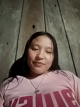 Snapshot of MuiNay chatting on October 28, 12:09 pm MuiNay online show from October 28, 12:09 pm