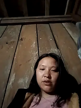 Snapshot of MuiNay chatting on November 1, 11:12 am MuiNay online show from November 1, 11:12 am