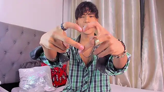 d3rke 666 online show from October 8, 4:32 am