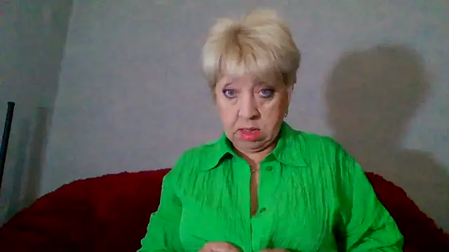 DianaQDream online show from May 15, 5:58 am