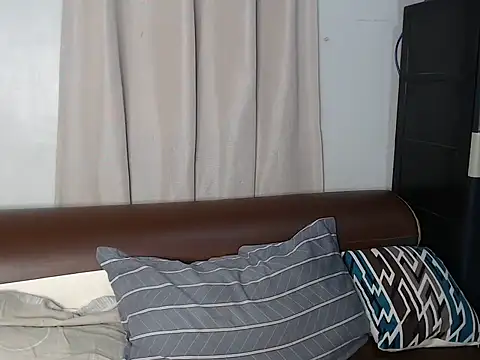 kiara smieth online show from November 6, 8:59 am