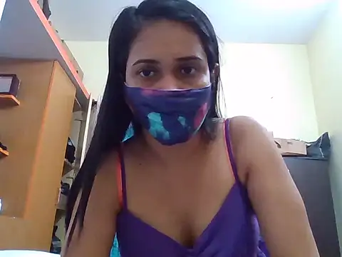 Curvyqueenz online show from November 6, 4:52 pm