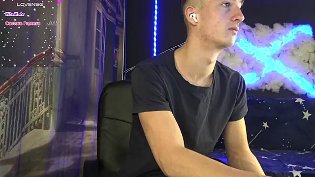 SirReed online show from December 1, 4:06 am