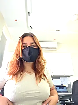 Snapshot of priyalfck99 chatting on October 13, 7:30 am priyalfck99 online show from October 13, 7:30 am