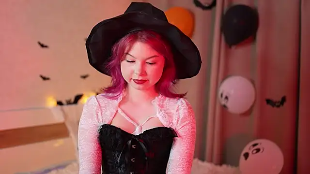 Stella Vanila online show from October 28, 12:03 am