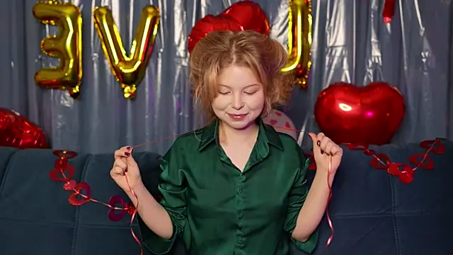 Stella Vanila online show from February 12, 7:09 pm