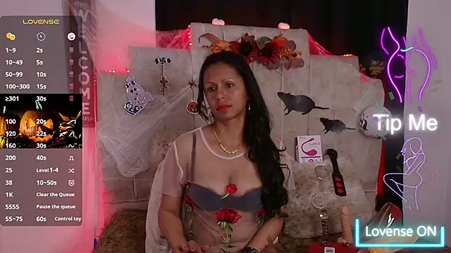 Catherine mature45 online show from October 18, 6:41 pm