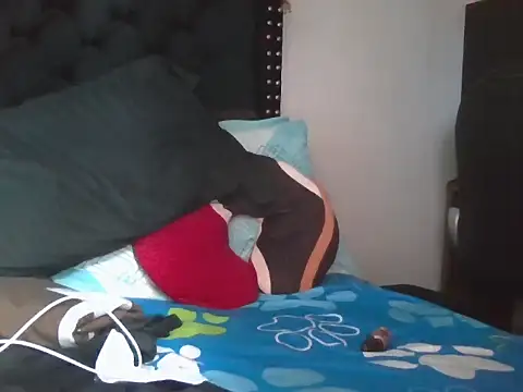 kokin latino online show from October 14, 9:15 pm