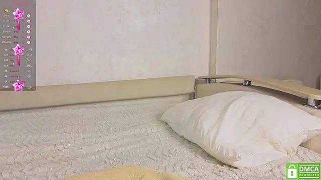 KittenFang online show from October 10, 6:40 pm