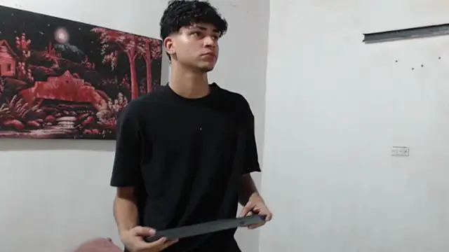 alice julls online show from September 18, 7:49 pm